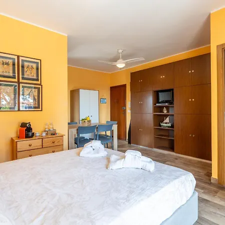 Apartmán - Terrazza Vivibile A 5 Minuti Dalle Spiagge *